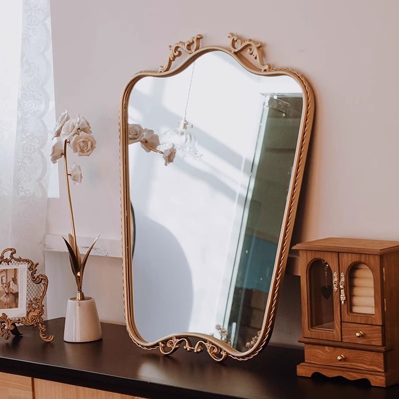 Retro Mirror Wall Hanging Mirror