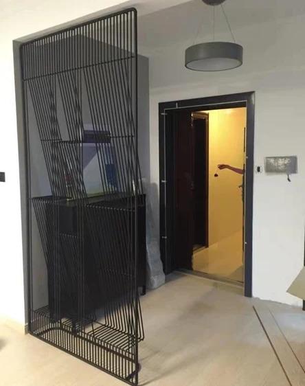 Minimalist Wireframe Display Shelf