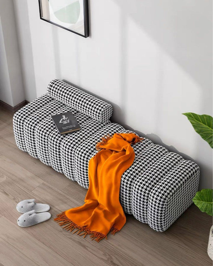 مقعد مخملي حديث