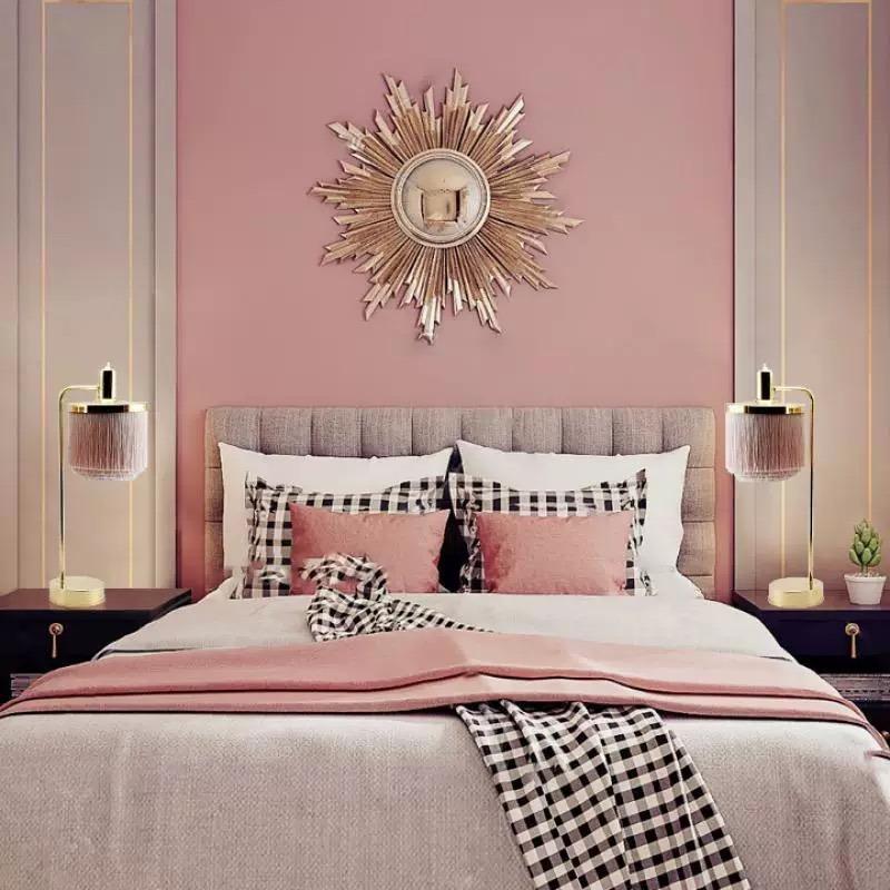 Breccan Metal Tassels Lamp