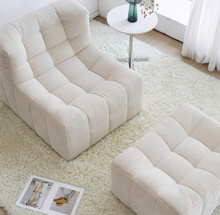 Minimalistic Lounge Chair