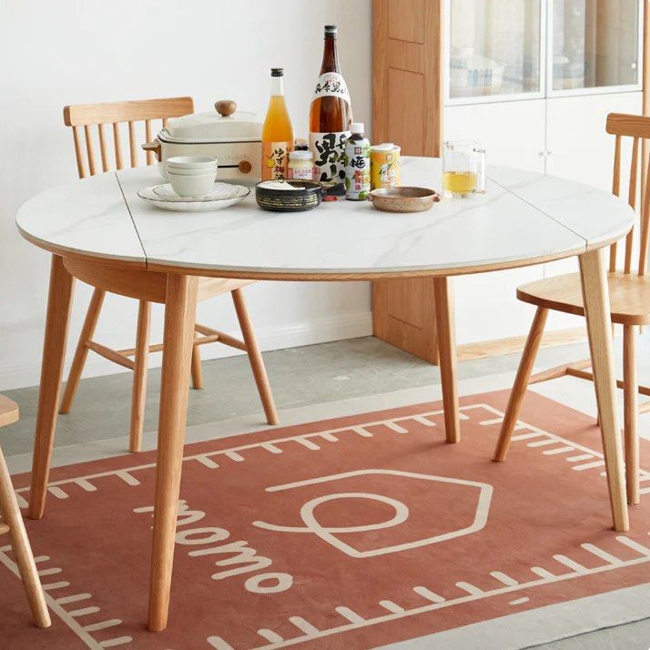 Extendable Round Table