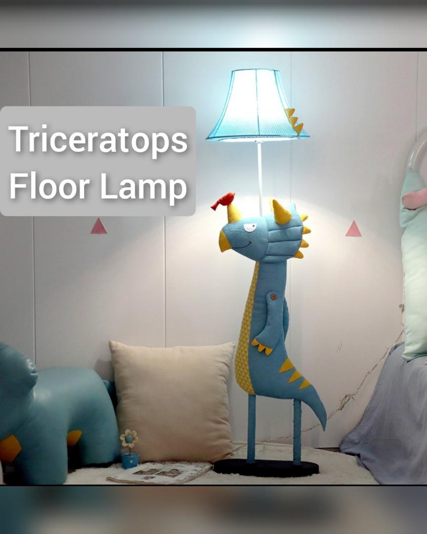 Standing Floor Lamp / Kid Cartoon Animal Desk Lamp