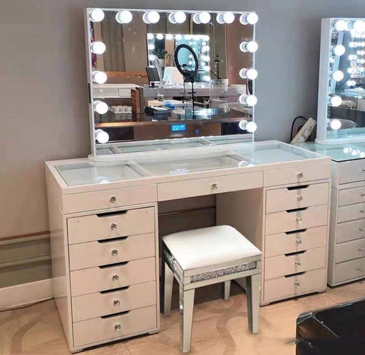 Hollywood Spotlight Vanity Table