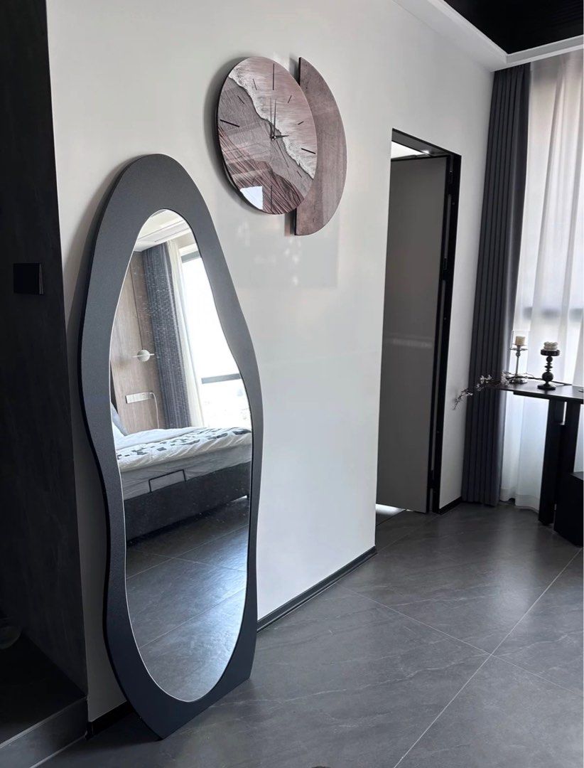 Minimalistic Wall/Standing Mirror