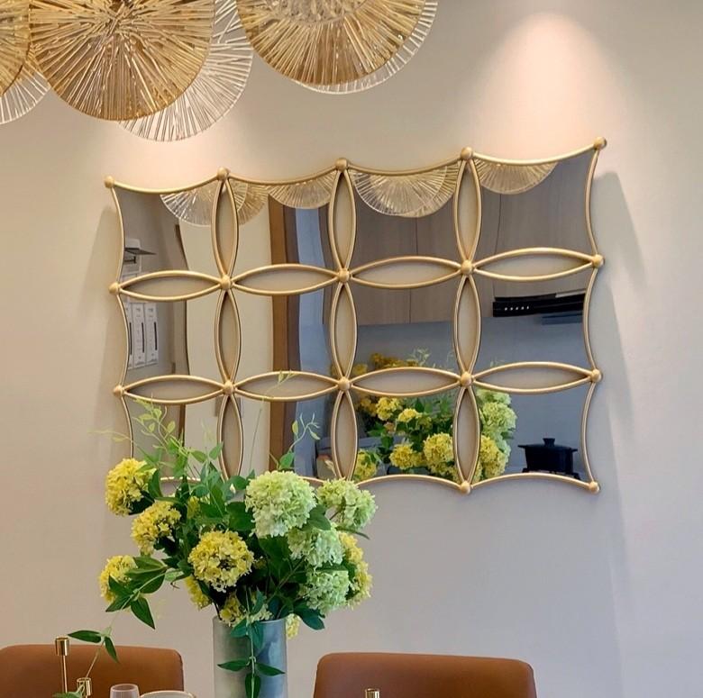 Decorative Accent Wall Mirror