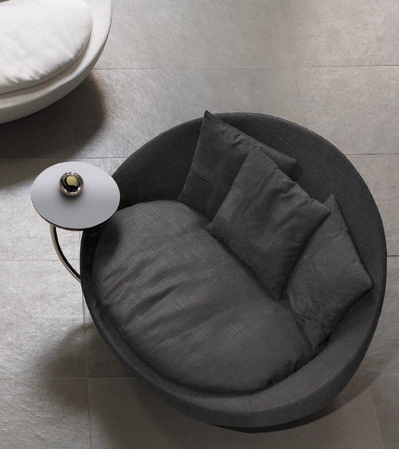 Modern Rotatable Lounge Chair