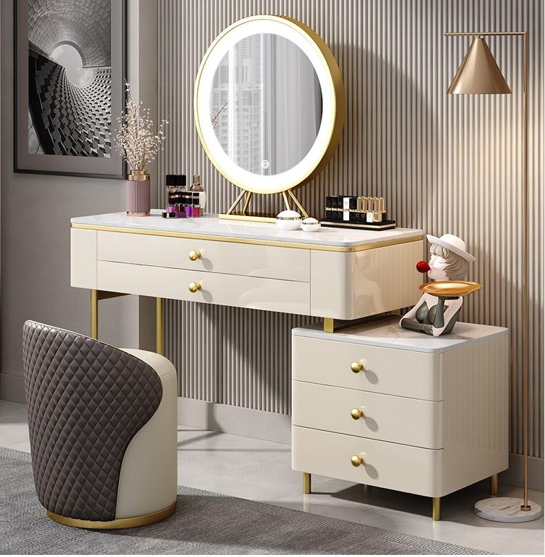 Modern Luxury Vanity Table /Dresser