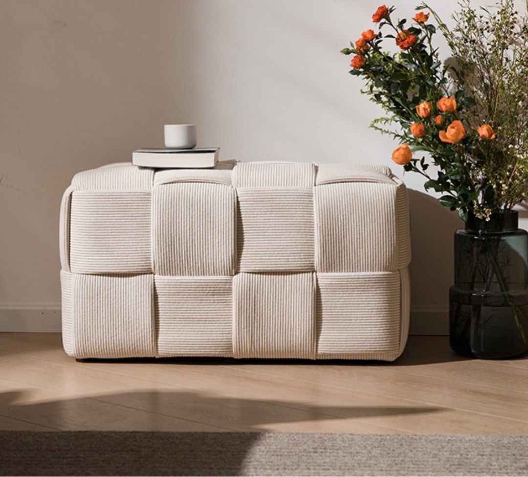 Minimalist Pouf/Bench