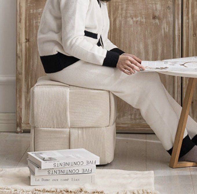 Minimalist Pouf/Bench