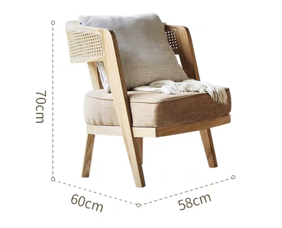 Pine Wide Tufted Chair