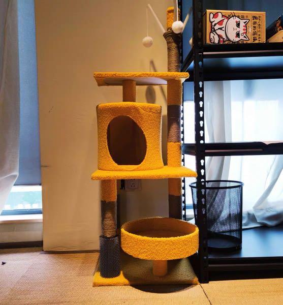 Tall Cat Condo TreeHouse Scratcher