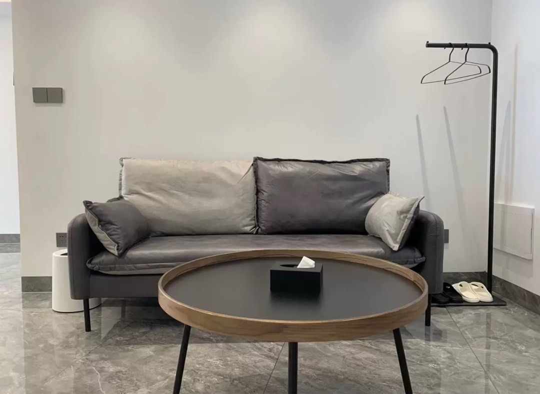 Round Coffee Table