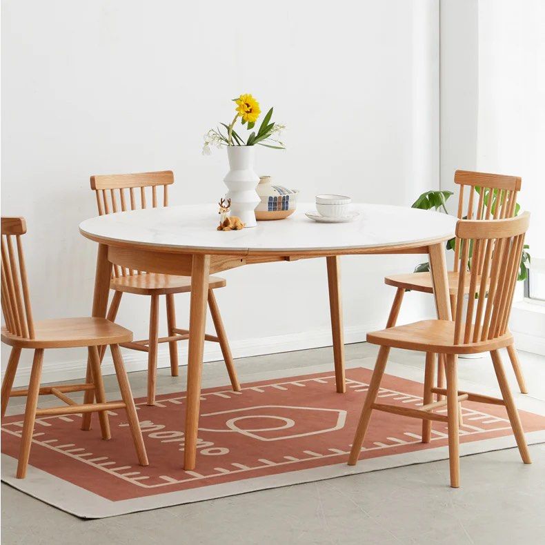Extendable Round Table
